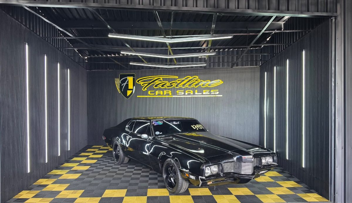 1976 Ford Thunderbird